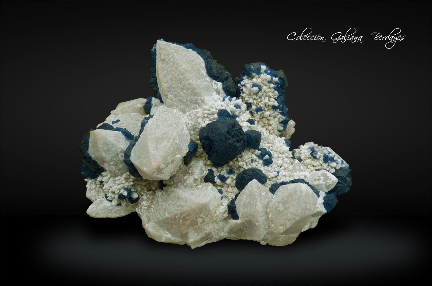 Fluorita con Cuarzo
96 x 75 x 50 mm.
(Autor: Rafael Galiana)