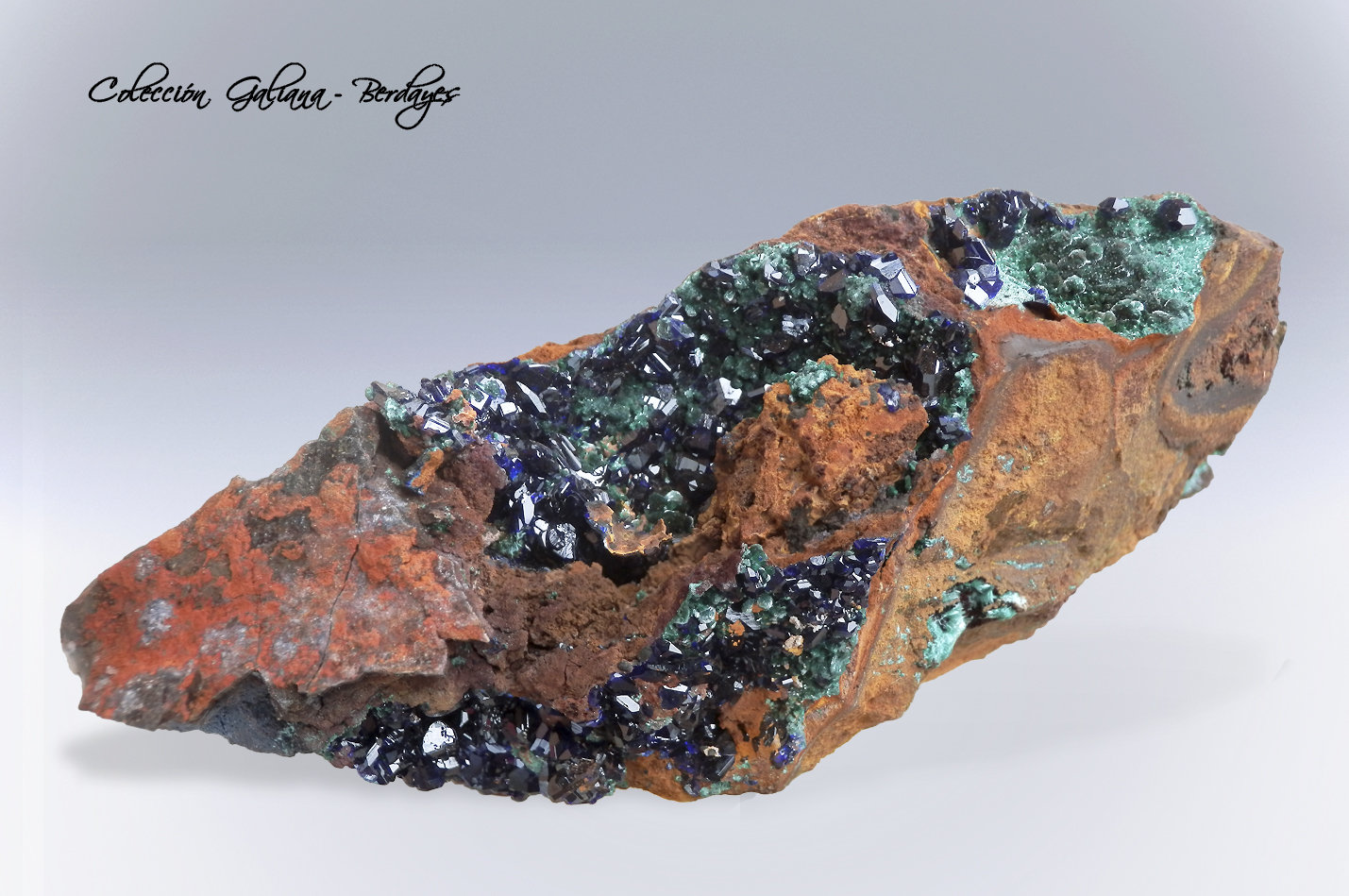 Azurita
102 x 63 x 38 mm
(Autor: Rafael Galiana)