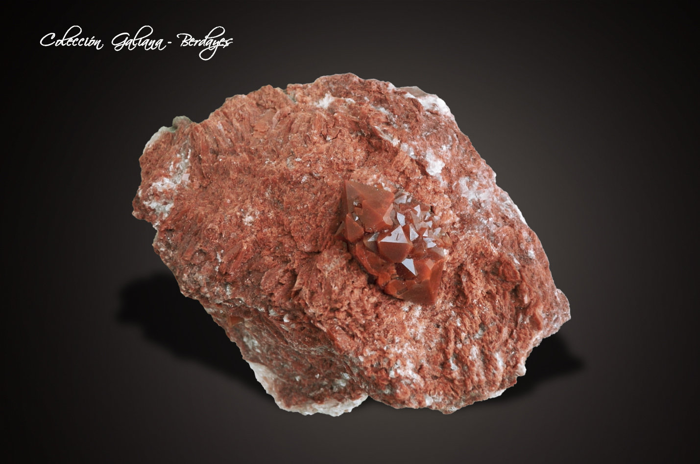 Cuarzo (variedad hematoideo / jacinto de compostela)
80 x 66 x 53 mm.
(Autor: Rafael Galiana)