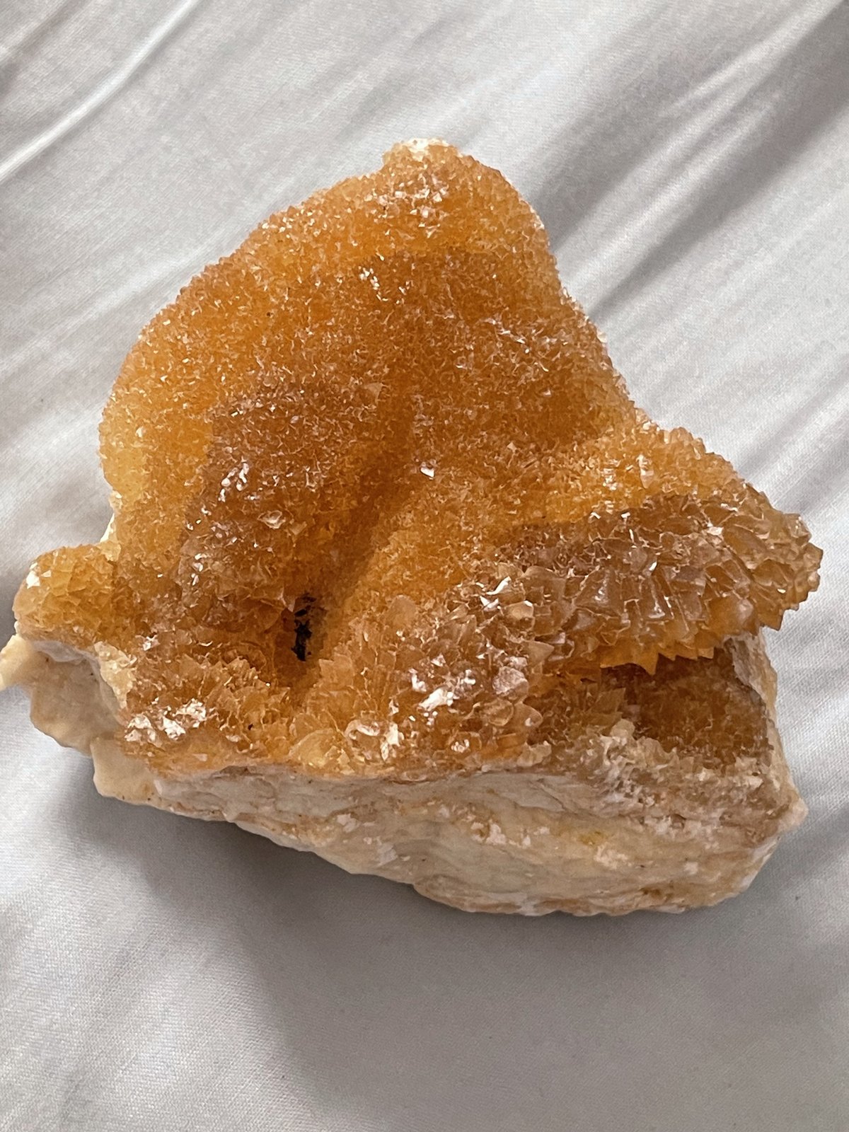Calcita
8cm de largo y 6cm de alto
(Autor: castrominerals)
