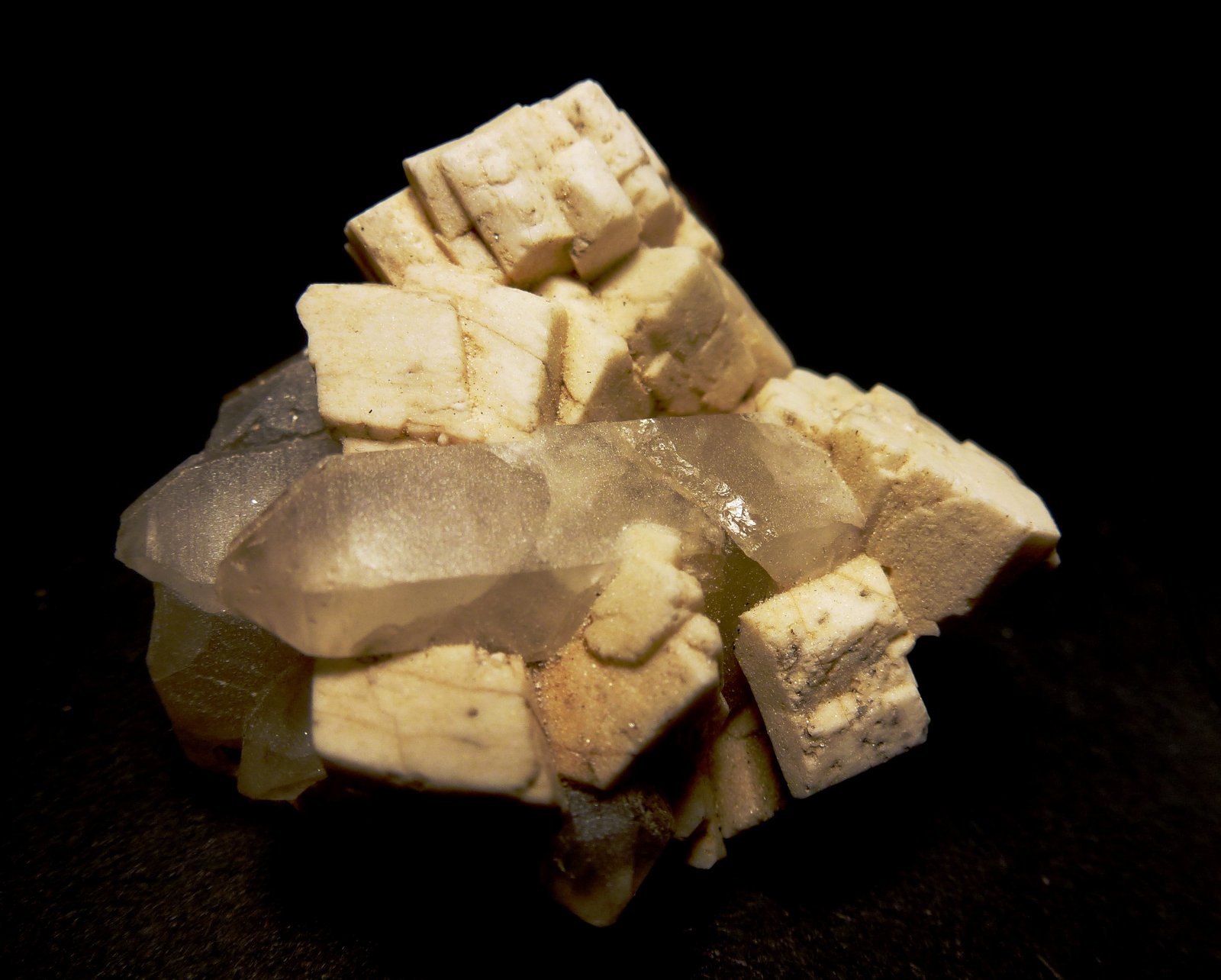 Ortoclasa, Cuarzo
5 x 5 cm.
(Autor: javier ruiz martin)