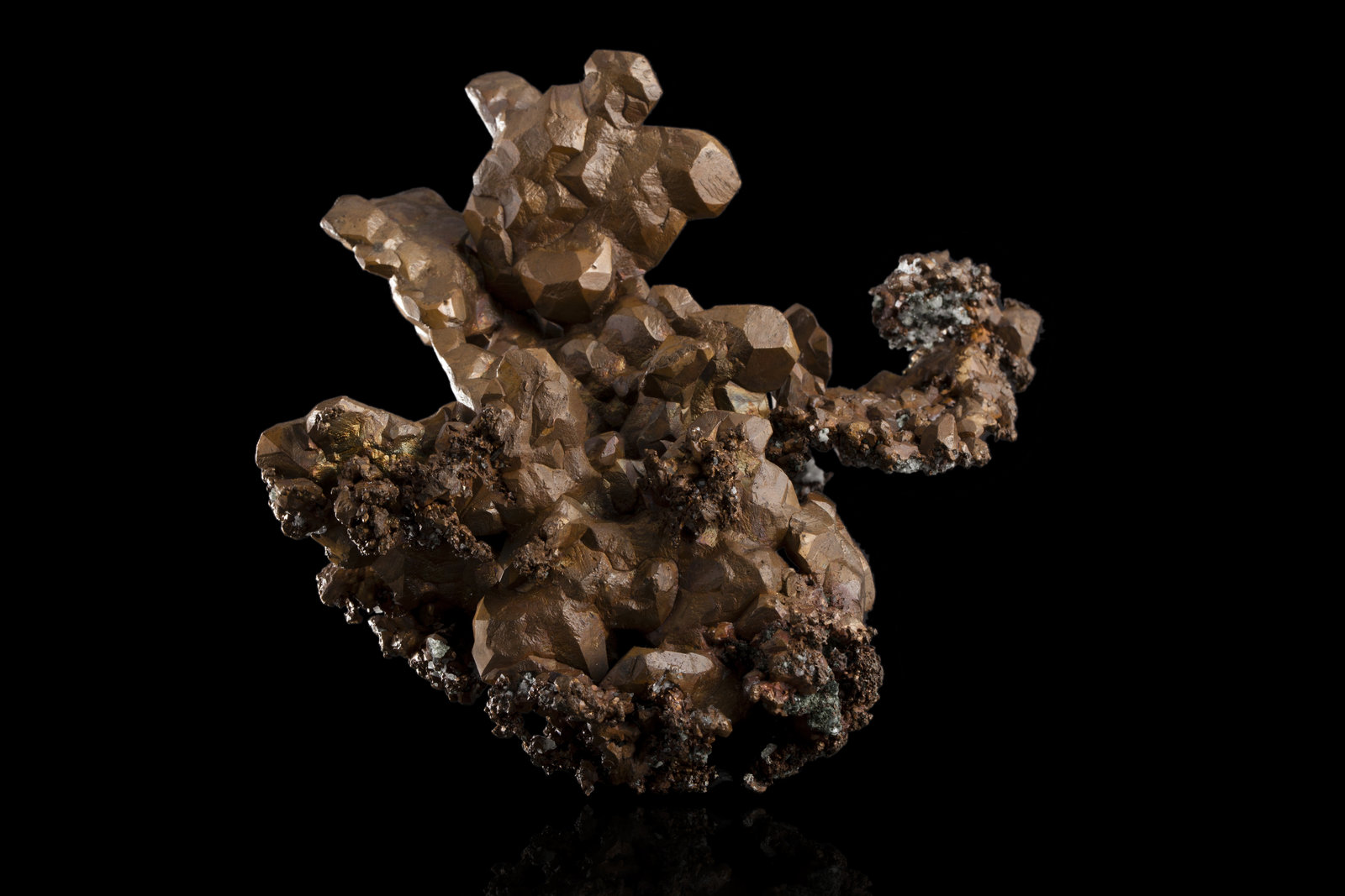 Cobre
25,5 x 15 x 18 cm
(Autor: Museo MIM)