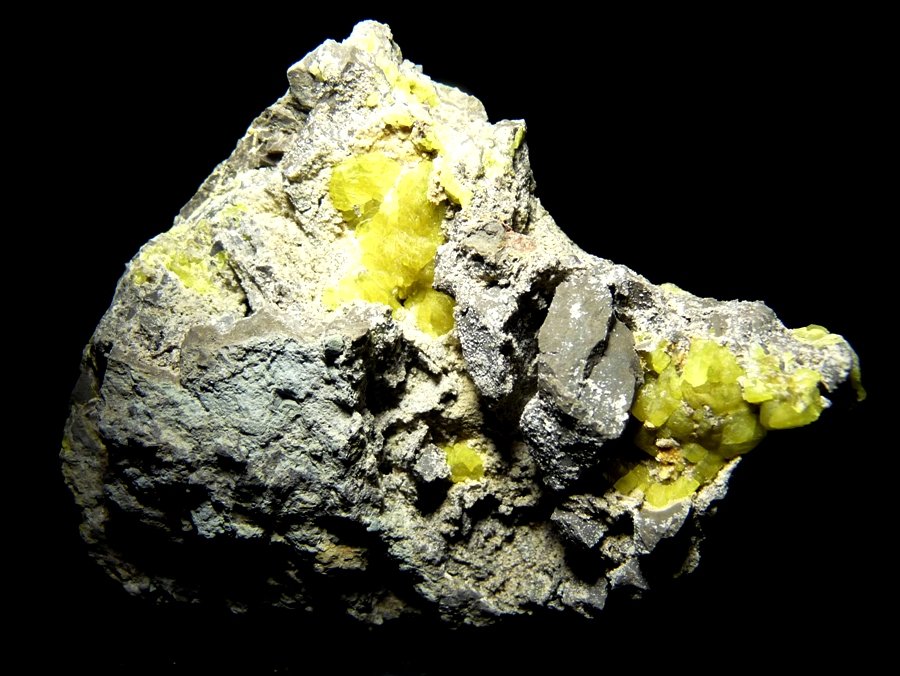 Azufre.
70x60 mm.
(Autor: Jesus Franquesa Baucells)
