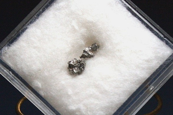 Platino
0,5 x 0,5 cm.
(Autor: Antonio P. López)