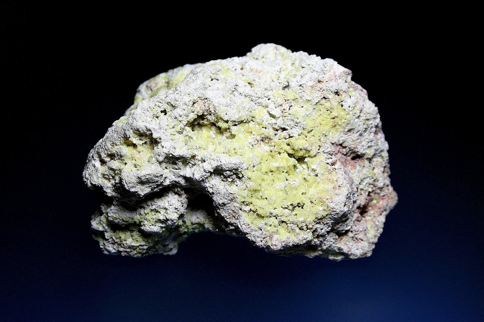 Azufre
9 x 6 cm.
(Autor: Antonio P. López)