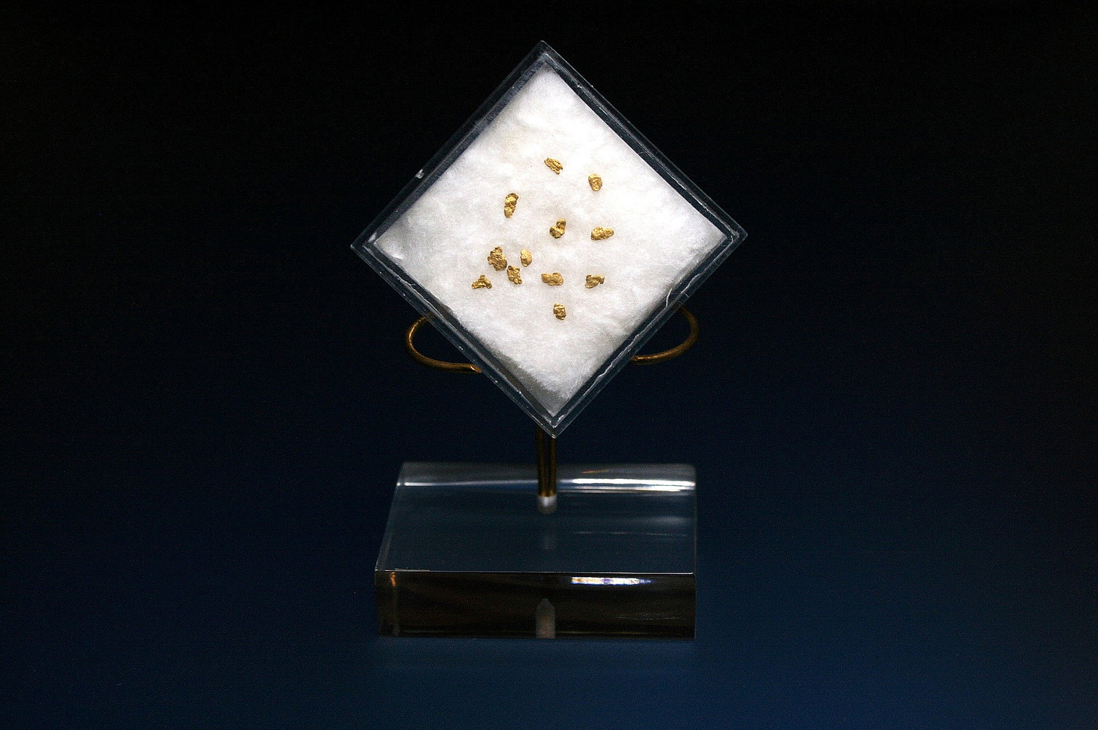 Oro
2 - 3 mm.
(Autor: Antonio P. López)