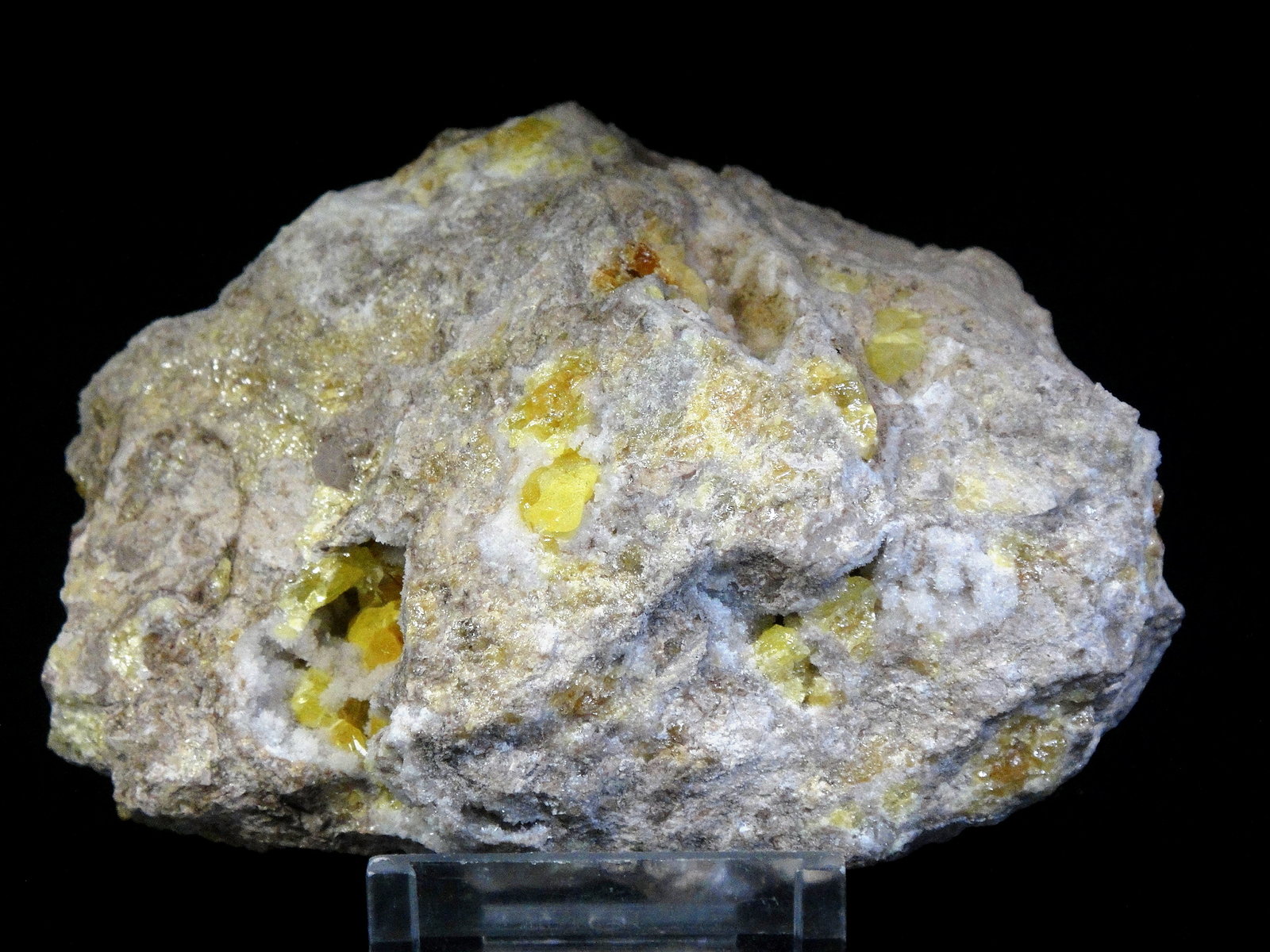 Azufre
10 x 7 cm.
(Autor: Antonio P. López)