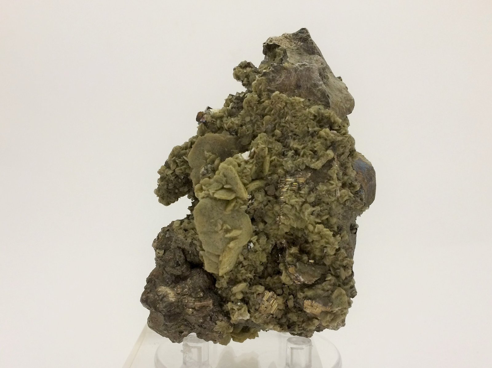Arsenopirita, Siderita
8,5 x 5 x 3,5 cm
(Autor: Raúl S. Llorente)