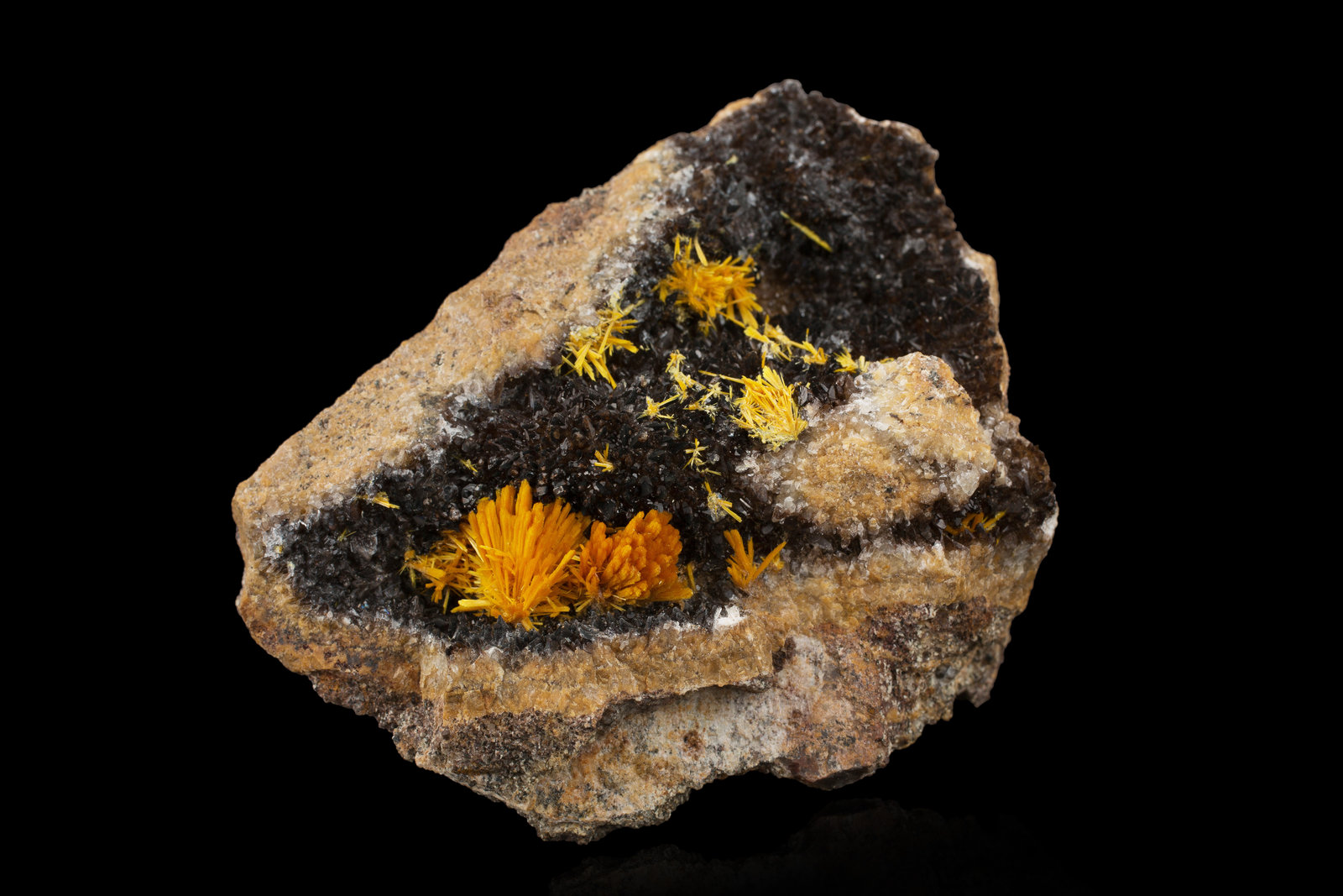 Boltwoodita
8,5 x 6 x 5,5 cm
(Autor: Museo MIM)