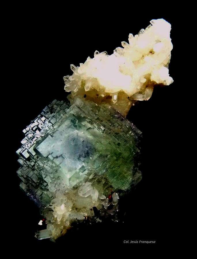 Fluorita y Cuarzo.
55x35 mm.
(Autor: Jesus Franquesa Baucells)