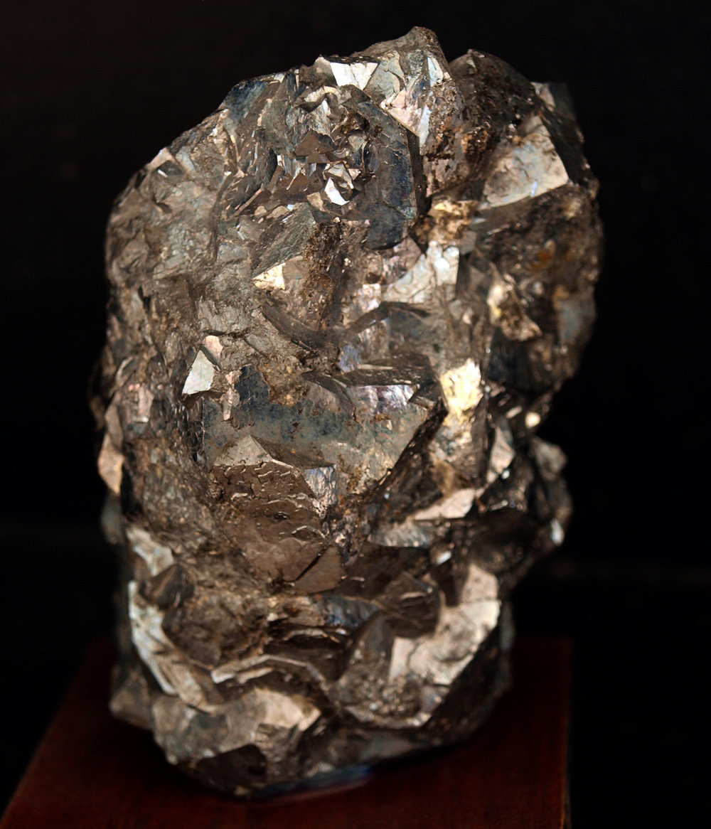 Skutterudita
7 x 4.5 cm
(Autor: Pedro Antonio)