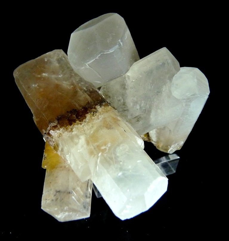 Calcita.
70x60 mm.
(Autor: Jesus Franquesa Baucells)