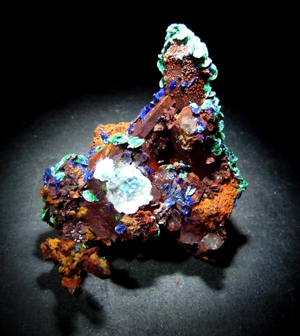 Cuarzo, Azurita y Malaquita.
65x60 mm.
(Autor: Jesus Franquesa Baucells)