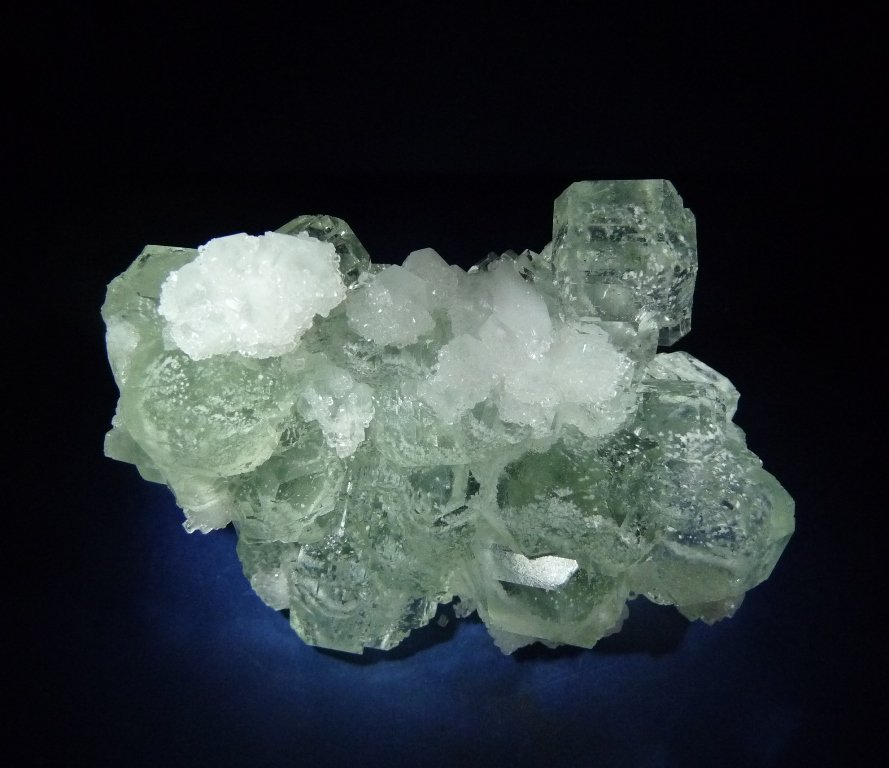 Fluorita y Calcita.
90x70 mm.
(Autor: Jesus Franquesa Baucells)