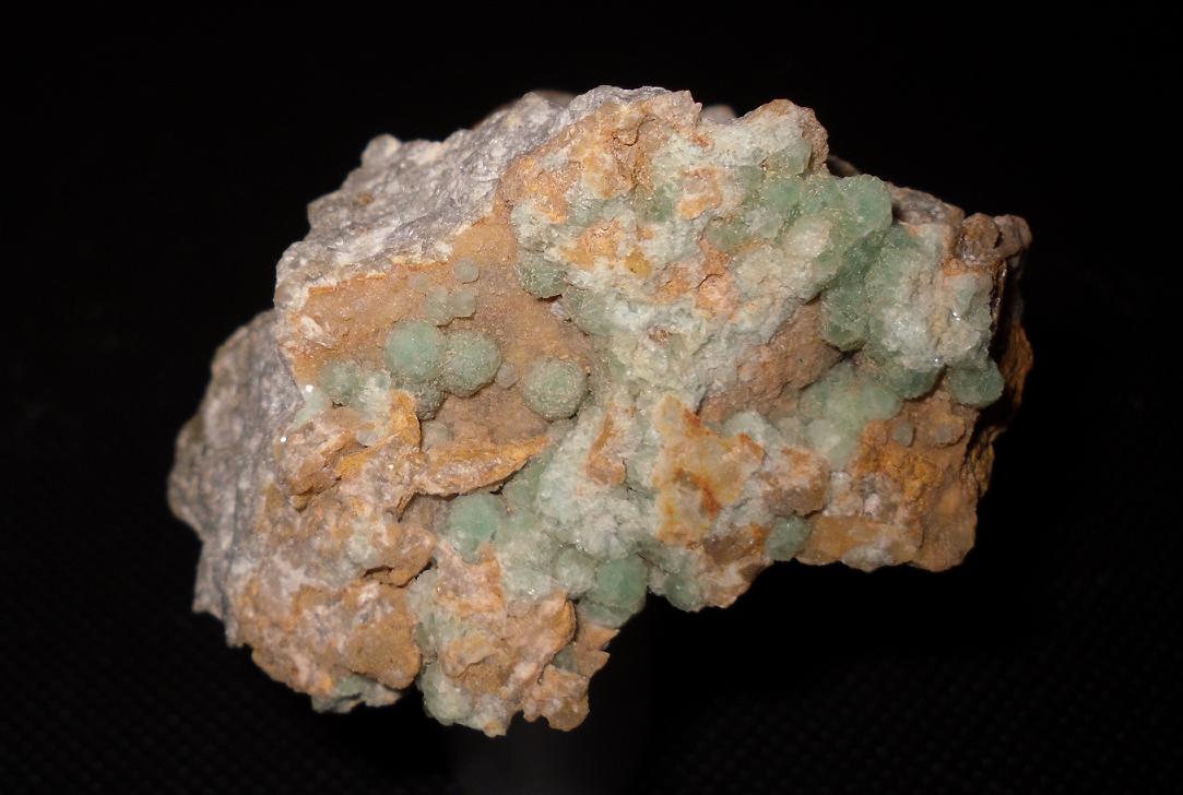 Fluorita
5'9 x 3'3 cm
(Autor: Jordi Franco)