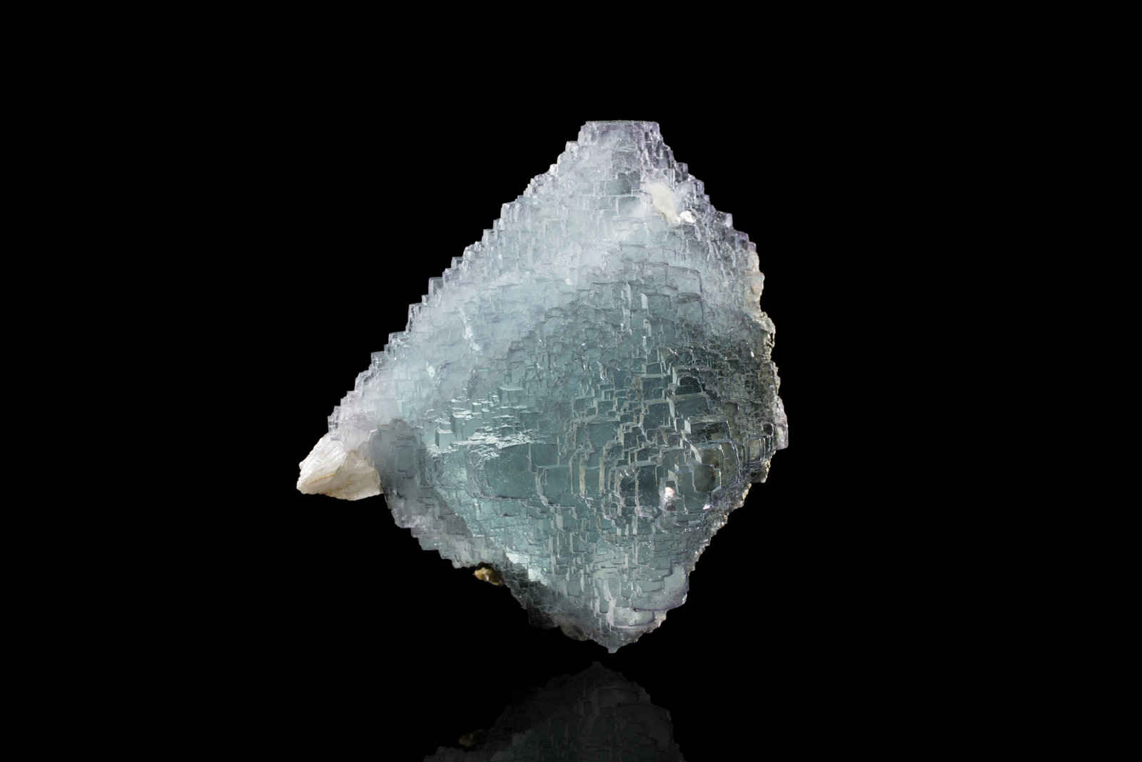 Fluorita
12 x 10,5 x 9,5 cm
(Autor: Museo MIM)