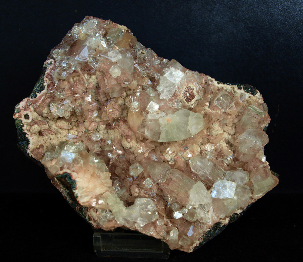 Fluorapophyllita-(K) (Apofilita)
14 x 10 cm
(Autor: Pedro Antonio)