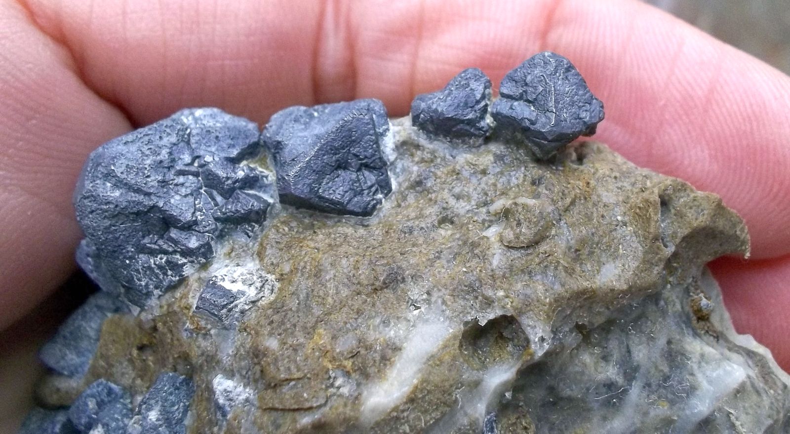 Galena
5 x 3 cm
(Autor: Cristalino)