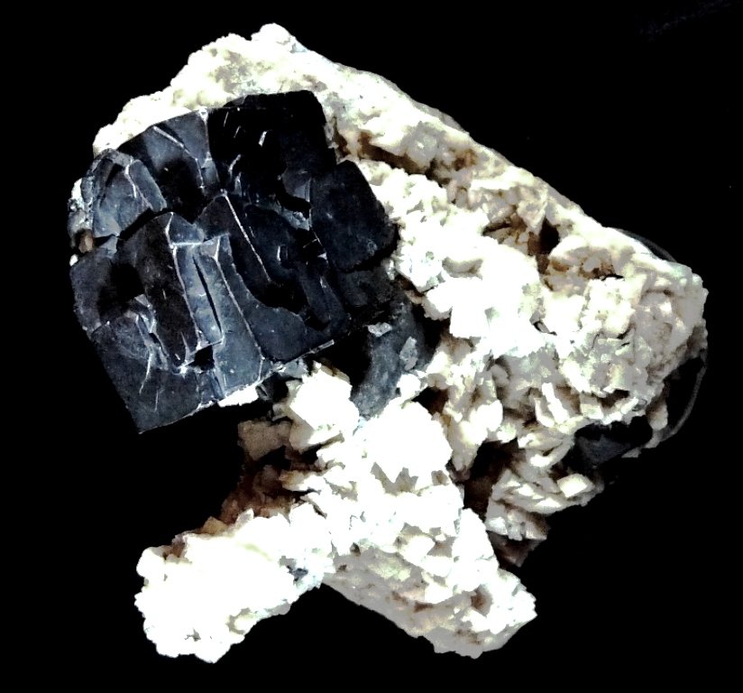 Galena y Dolomita.
60x60 mm
(Autor: Jesus Franquesa Baucells)