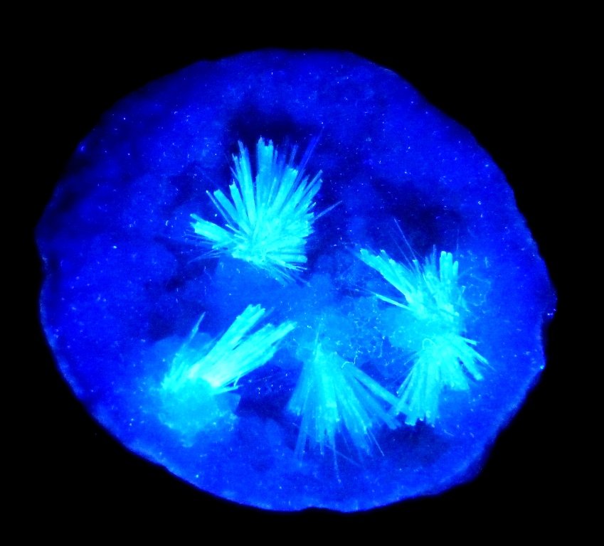 Yeso y Cuarzo.
110x100 mm
(Autor: Jesus Franquesa Baucells)