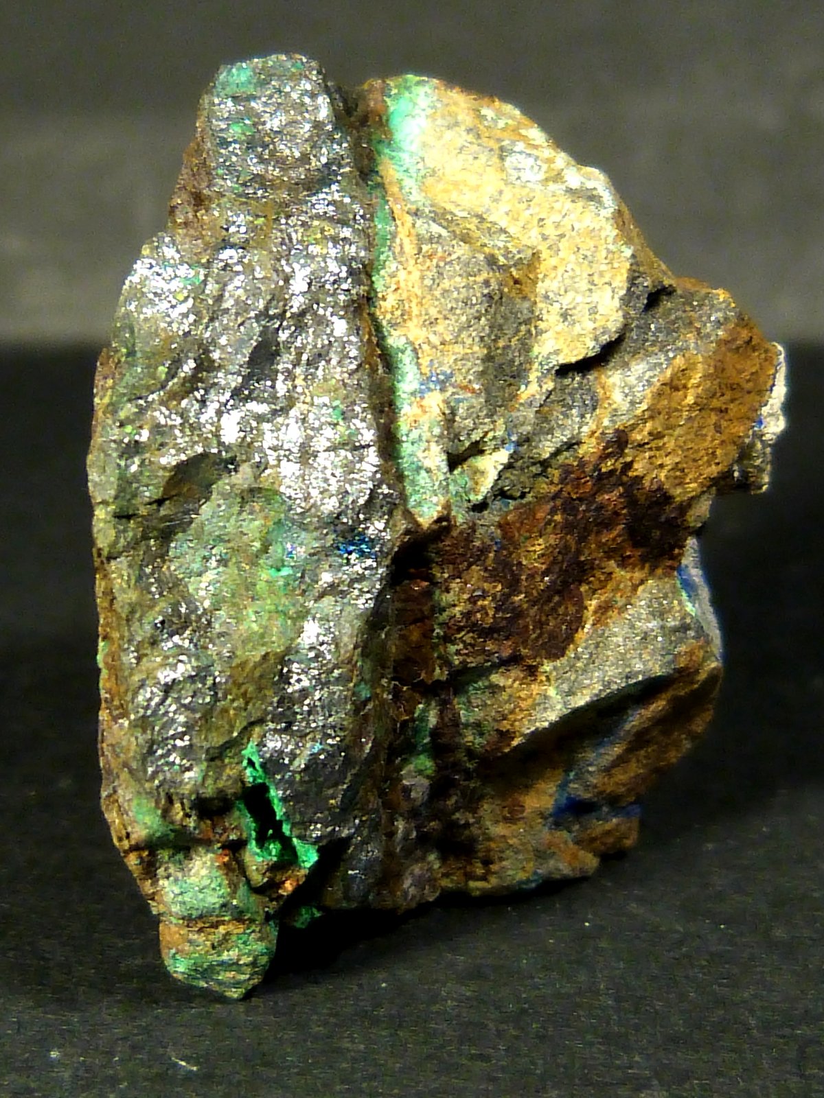 Tetraedrita
3,5 x 3 x 2,5 cm.
(Autor: Felipe Abolafia)