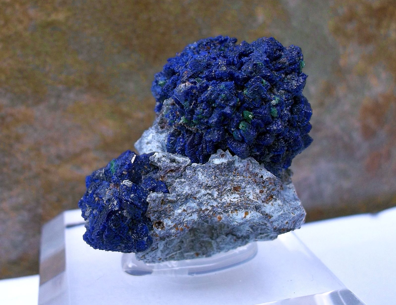 Azurita
2,4 x 2,3 x 1,5 cm
(Autor: Cristalino)