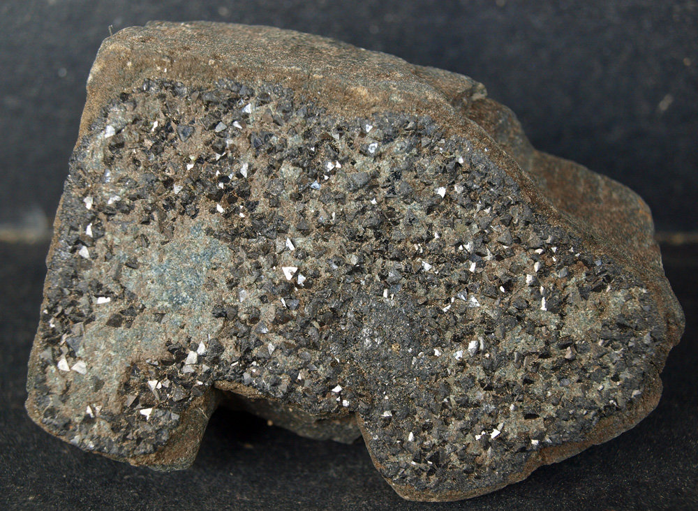 Magnetita
8 x 6 cm
(Autor: Pedro Antonio)