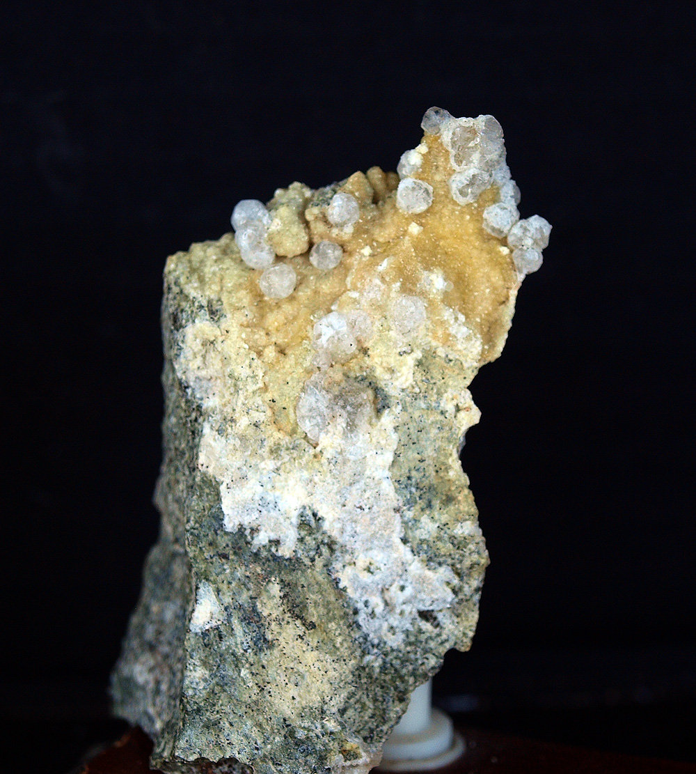 Analcima
6 x 3.5 cm
(Autor: Pedro Antonio)