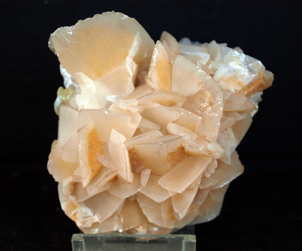 Calcita
8 x 7.5 cm
(Autor: Pedro Antonio)