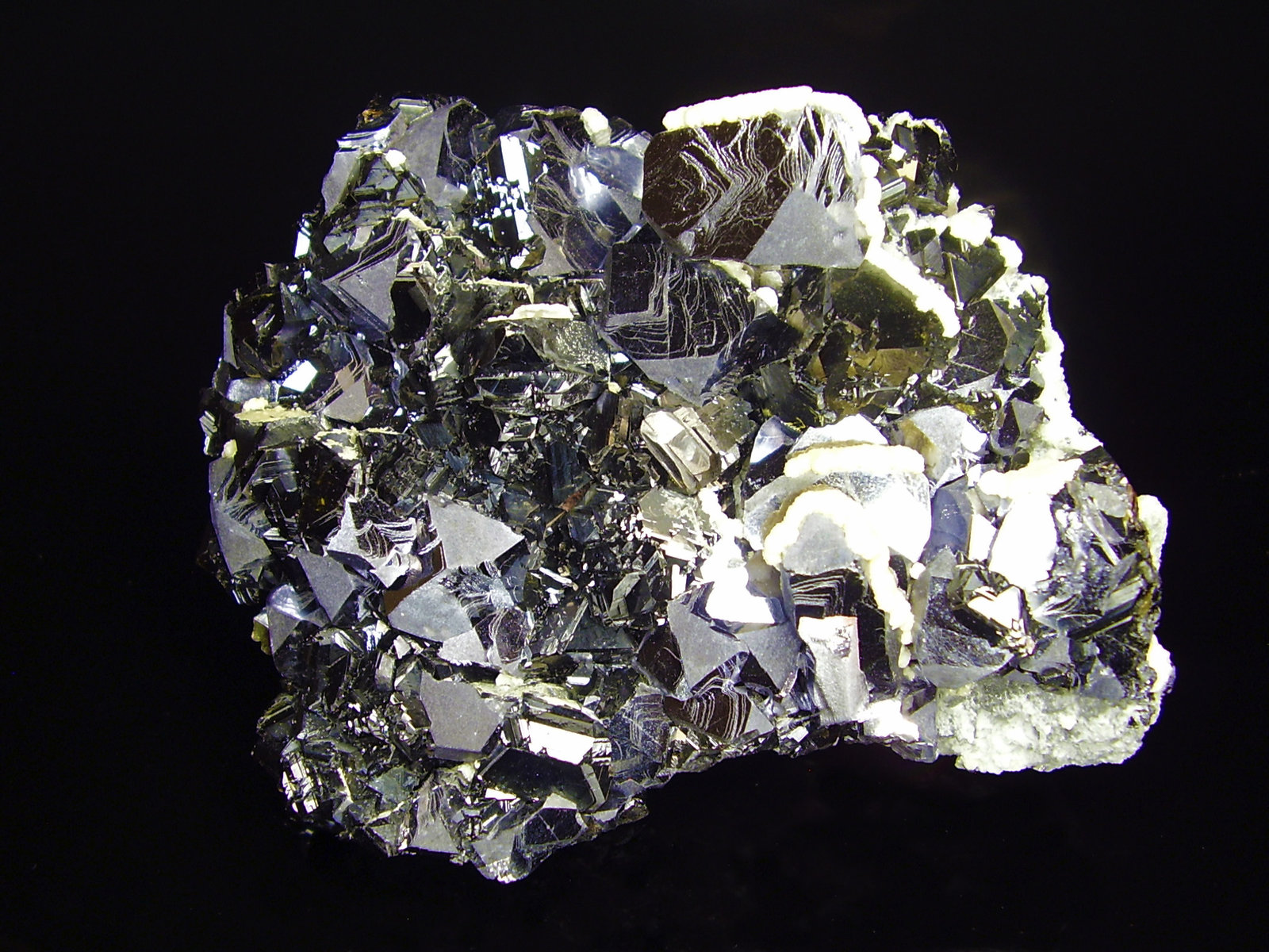 Galena
9x7 cm
(Autor: geoalfon)