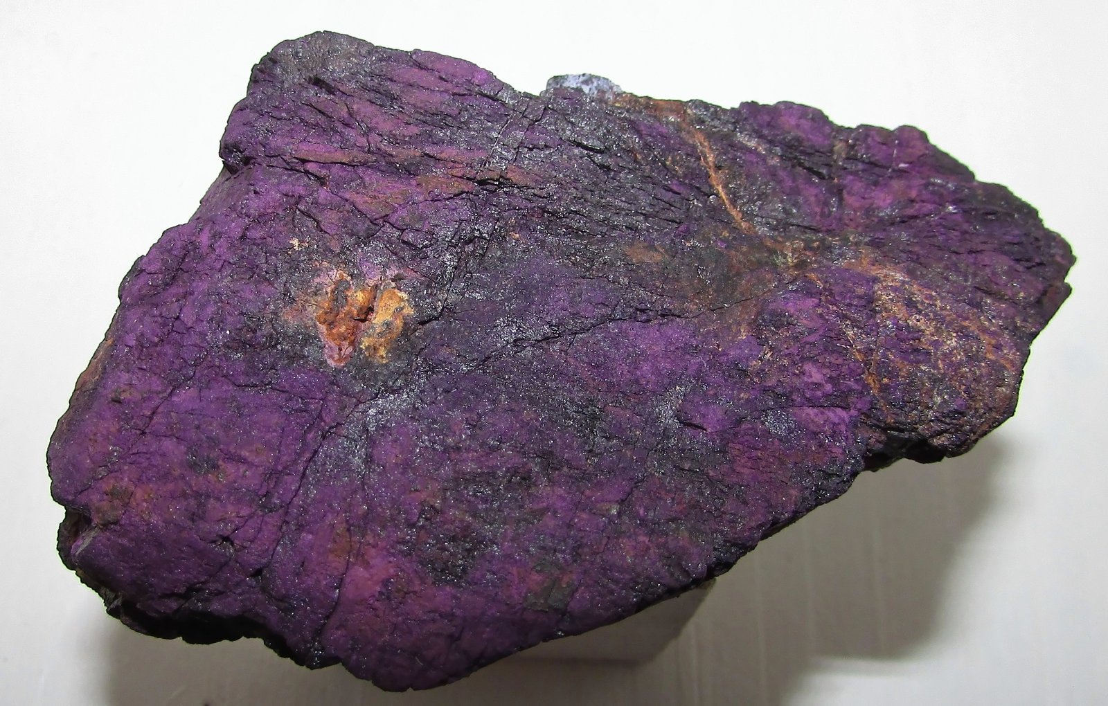 Purpurita
8 x 5 cm
(Autor: Jordi Franco)
