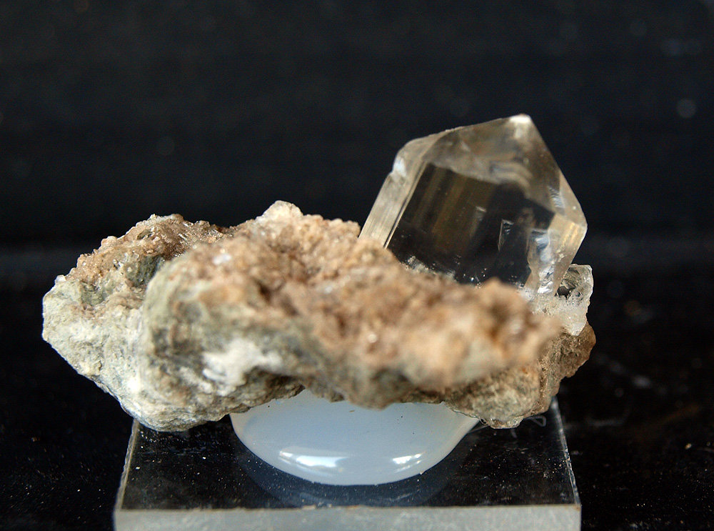 Yeso
3.5 x 2 cm
(Autor: Pedro Antonio)