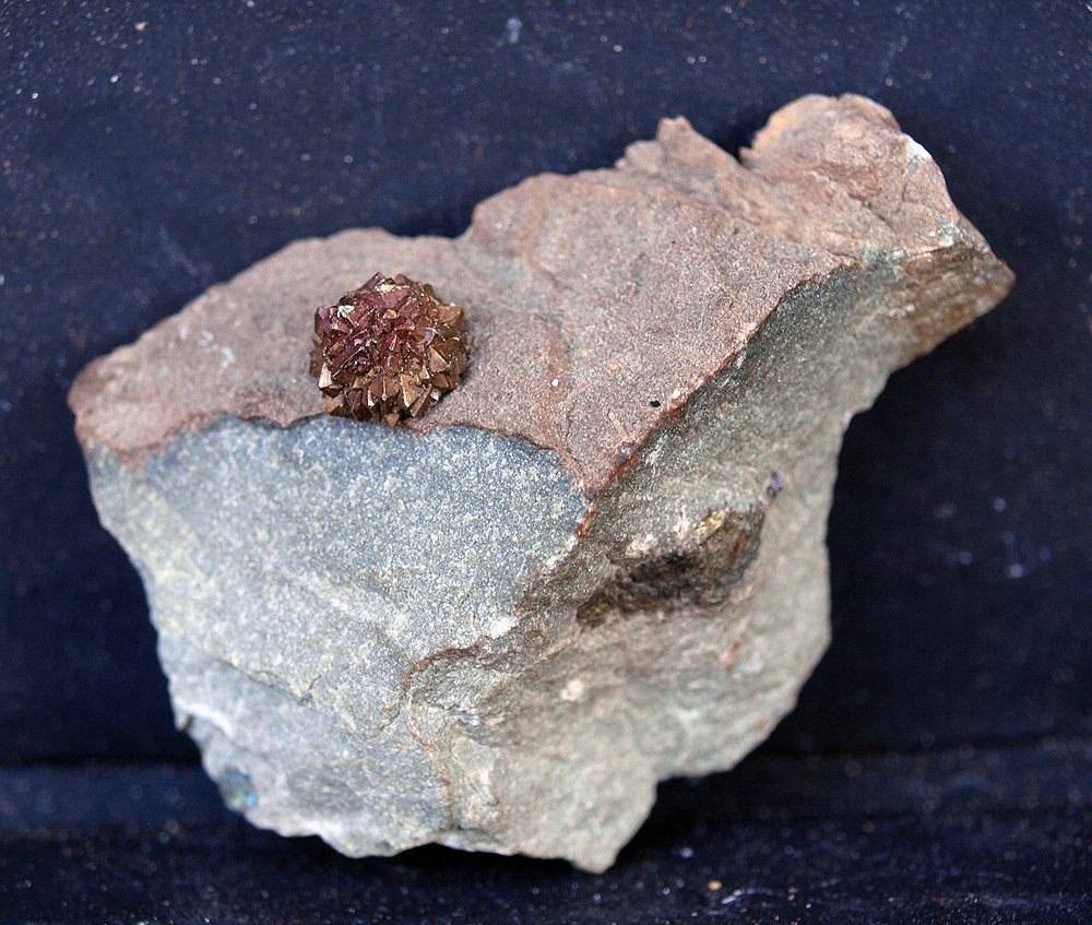 Pirita
4.5 x 3cm
(Autor: Pedro Antonio)
