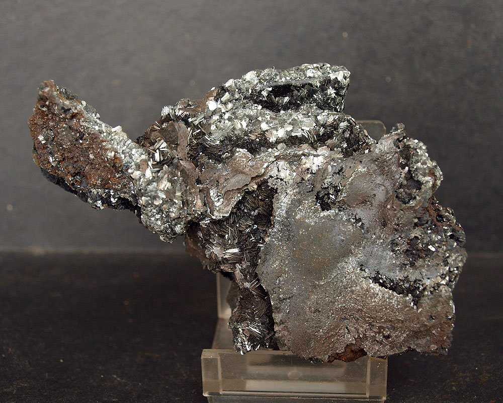 Pirolusita
10 x 5.5 cm
(Autor: Pedro Antonio)