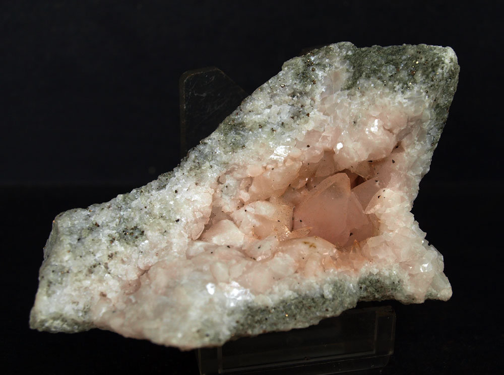 Calcita
9.5 x 5 cm
(Autor: Pedro Antonio)