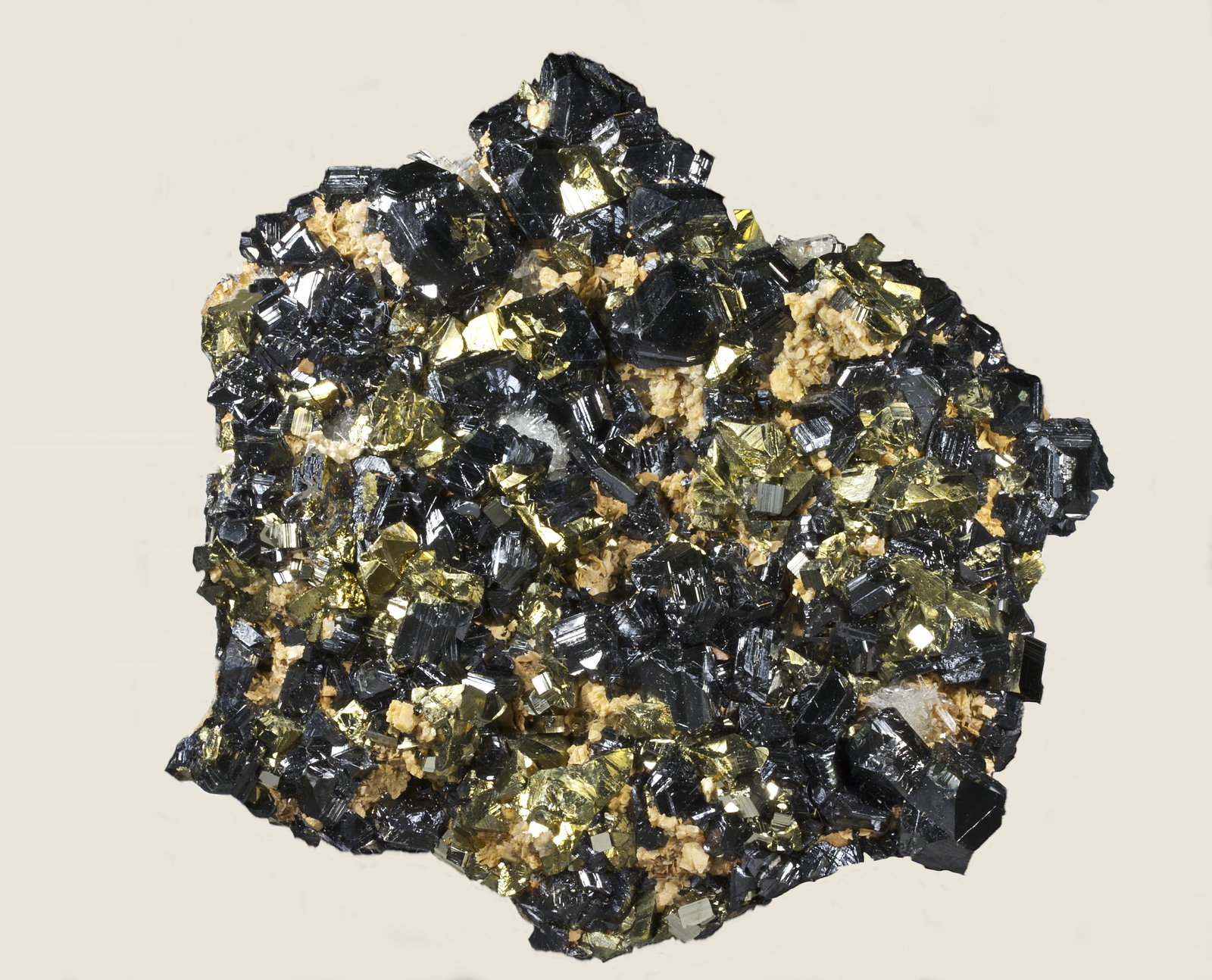 Esfalerita, Pirita
10,3 x 10,2 cm.
(Autor: Xavier bordas)