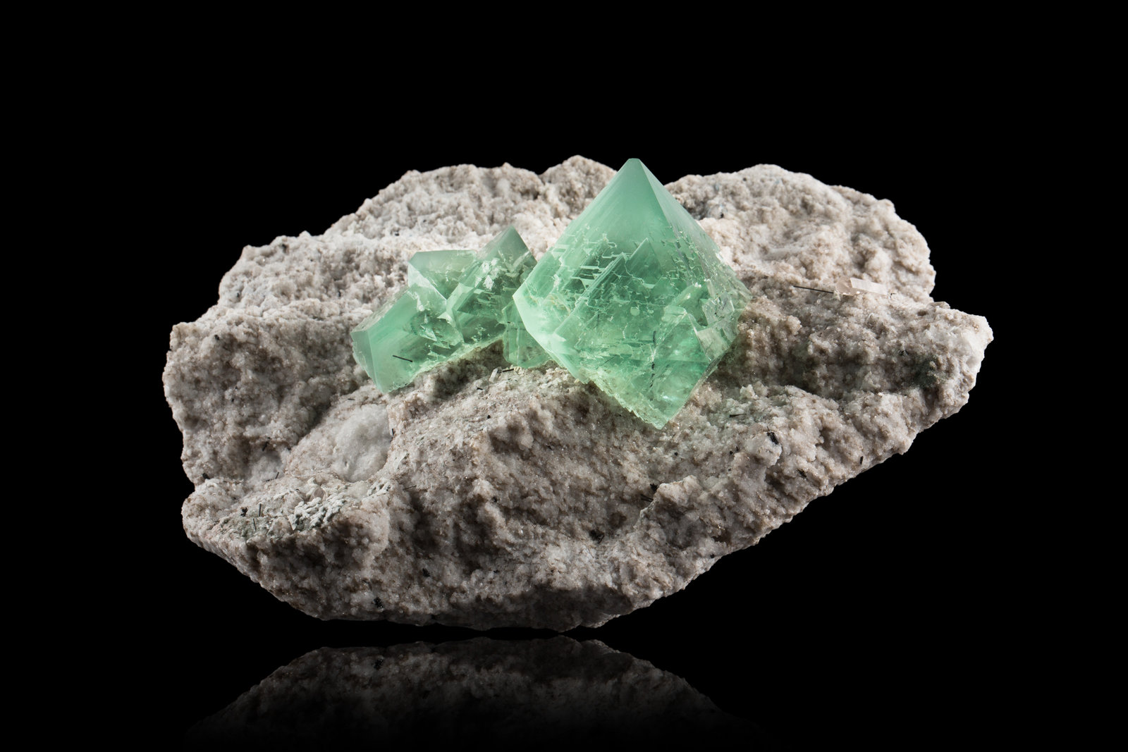 Fluorita con Cuarzo
13,5 x 10 x 6,5 cm
(Autor: Museo MIM)