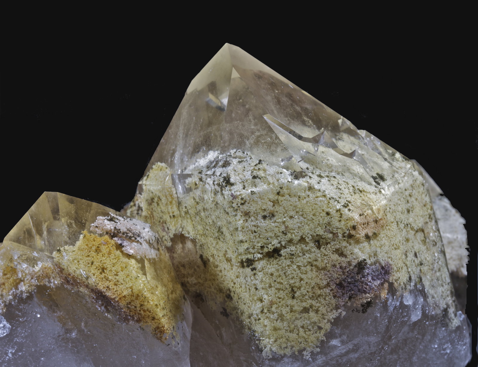 Cuarzo
10,1 x 7,3 cm.
(Autor: Xavier bordas)