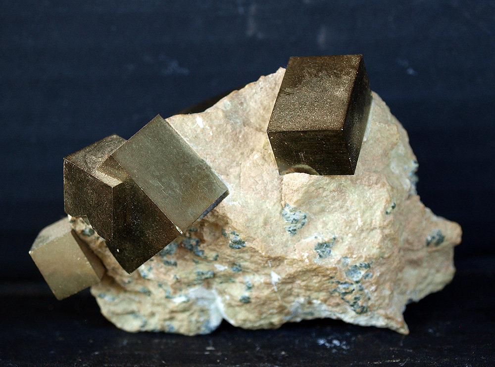 Pirita
8 x 5 cm
(Autor: Pedro Antonio)