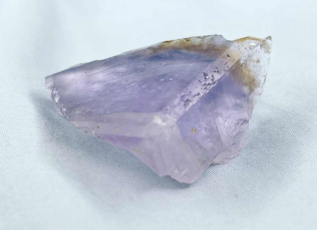 Fluorita
4cm de ancho y 2cm de alto
(Autor: castrominerals)