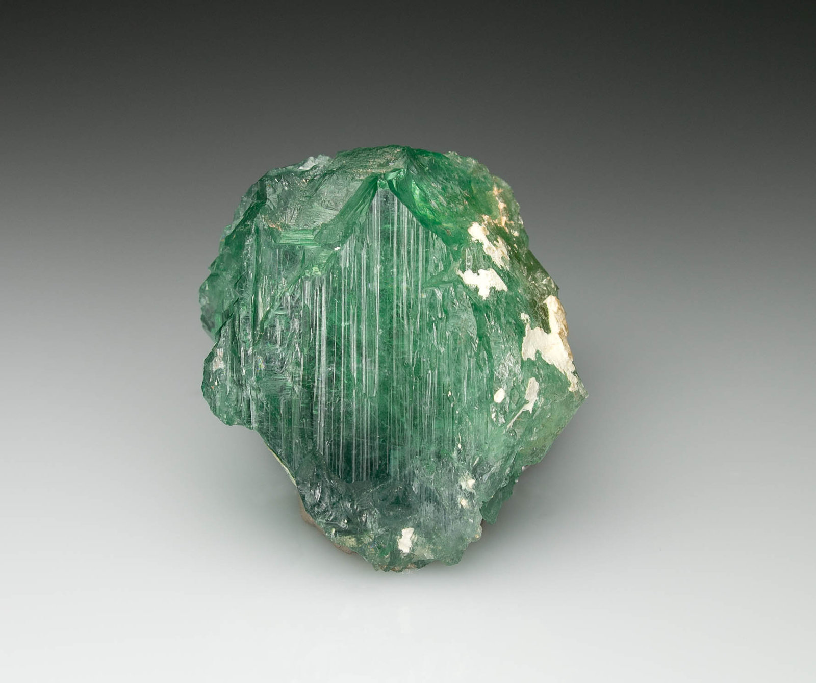 Reinerita
5 x 2,5 x 4,5 cm
(Autor: Museo MIM)