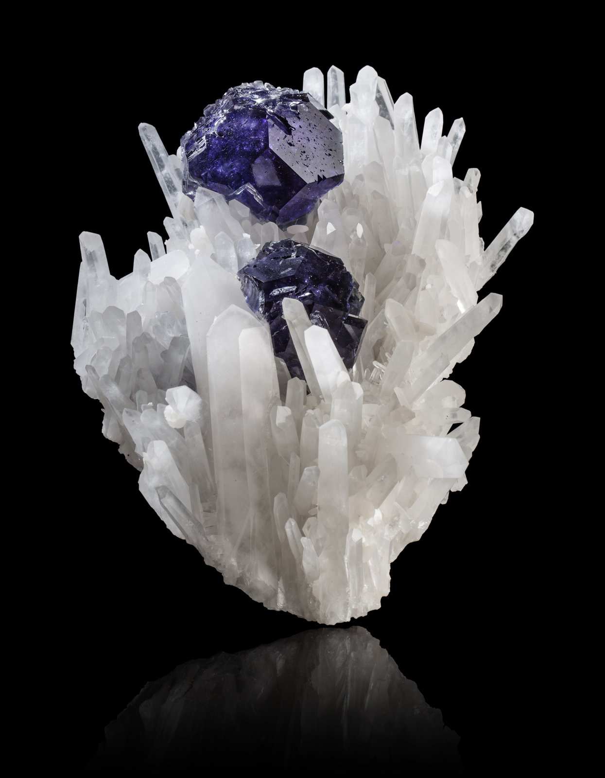 Fluorita con Cuarzo
21 x 15 x 10,5 cm
(Autor: Museo MIM)