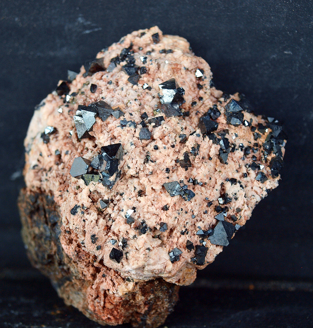 Magnetita
6 x 4.5 cm
(Autor: Pedro Antonio)