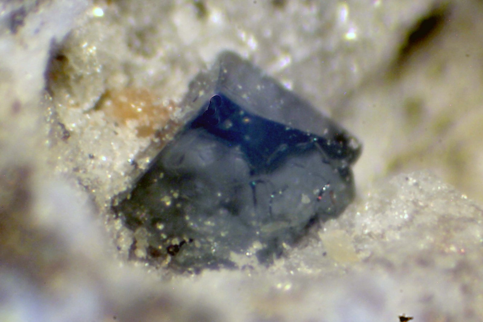 Magnetita
< 1 mm
(Autor: José Luis Zamora)