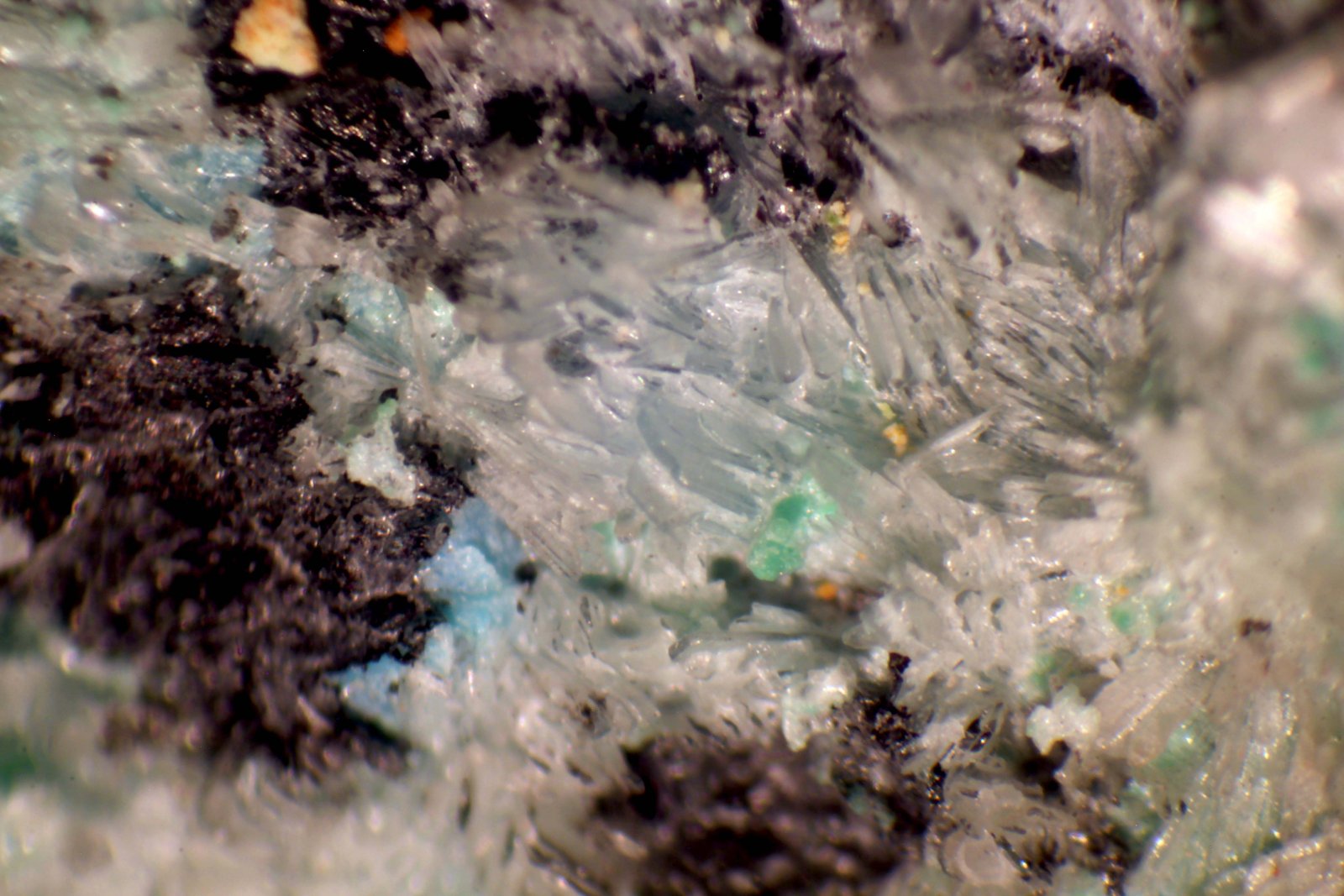 HEMIMORFITA
< 1 mm
(Autor: José Luis Zamora)