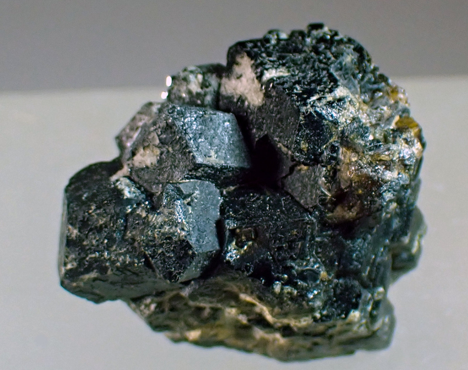 Granate
Medida: 2,6 x 2,3 x 1,6 cms
(Autor: Joan Martinez Bruguera)
