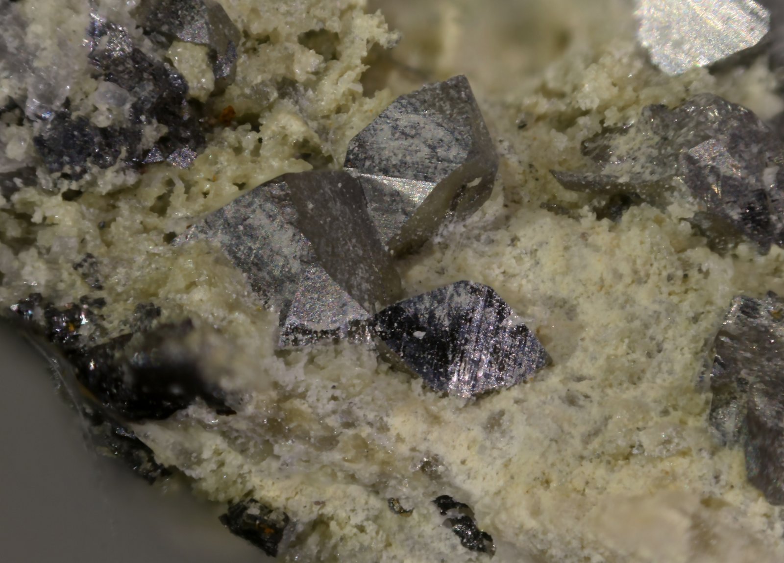 Arsenopirita
Cristales 2 mm
(Autor: Jorgina-Agusti-Màrius)