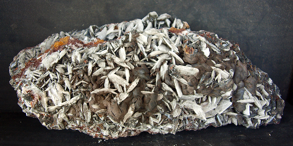 Barita / óxidos de manganeso
22.5 x 9.5 cm
(Autor: Pedro Antonio)