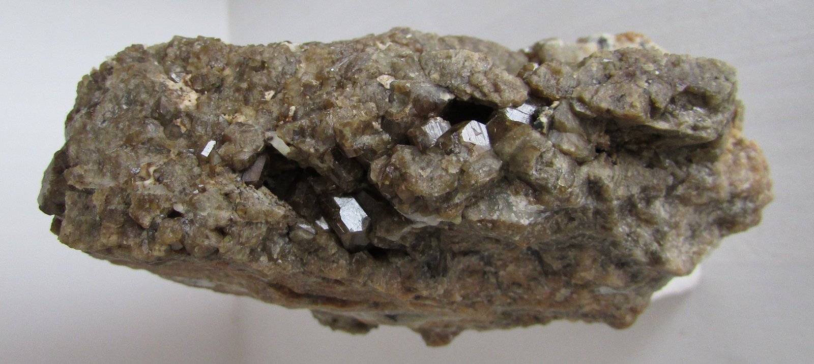 Vesubianita.
7'8 x 4 cm.
(Autor: Jordi Franco)