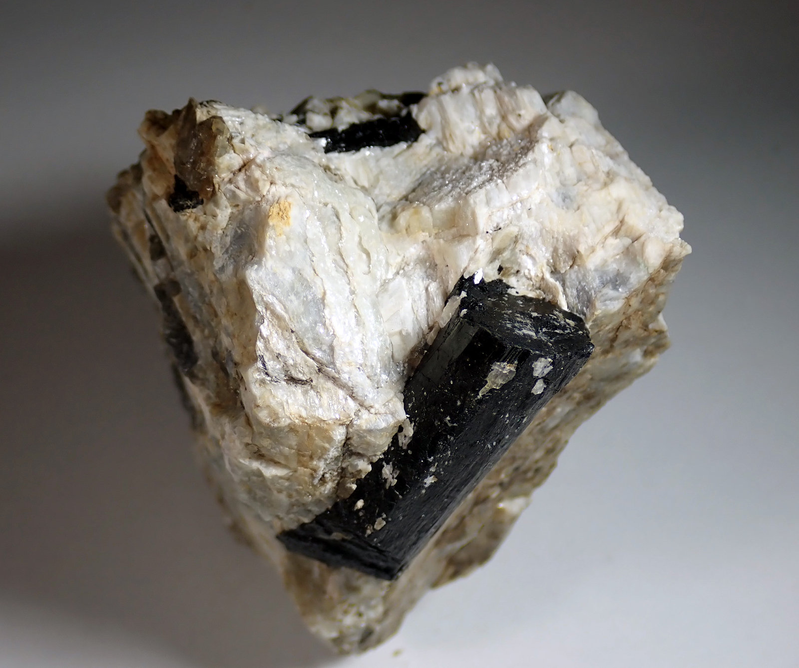 Turmalina (Grupo)
Medida: 9,0 x 6,2 x 5,4 cms
(Autor: Joan Martinez Bruguera)